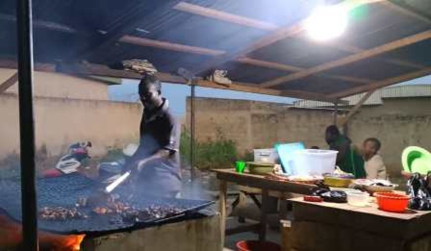 Sinfra : Le couple Dadié régale la ville avec un grand braisé de porc