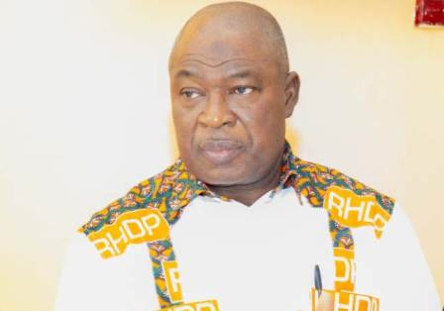 Législatives 2025 à Dikodougou : Le Ministre-Gouverneur Issa Coulibaly confie sa candidature RHDP aux chefs traditionnels