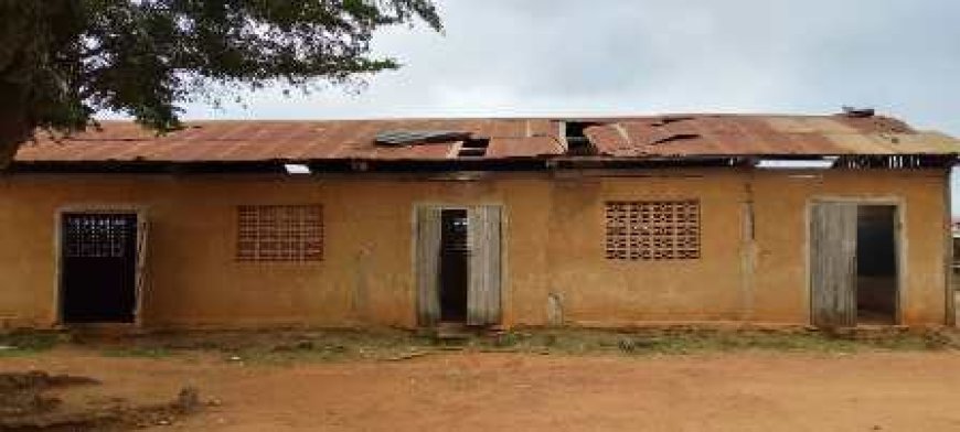 À Bayota, un groupe scolaire "en ruine" menace la réussite de 600 élèves : La communauté lance un SOS