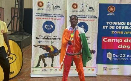 Beach Wrestling : La Côte d’Ivoire brille à Ouidah lors du Tournoi Régional d’Afrique de l’Ouest.
