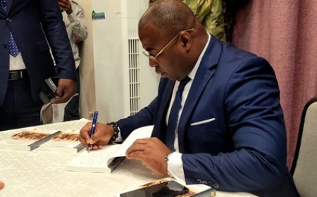 Le Dr Lassina Diarra présente son ouvrage sur l’évolution du terrorisme en Afrique de l’Ouest