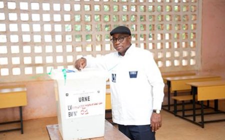 Élections législatives 2025 dans l'indénié-Djuablin: Le ministre N'guessan Koffi accomplit son devoir civique et prône un climat apaisé