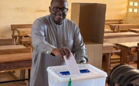 SINÉMATIALI : Législatives 2025, le candidat du RHDP, Fidèle Gboroton SARASSORO vient de voter