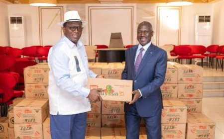 Fin d'année 2025 : À Yopougon, Adama Bictogo et Danho Paulin célèbrent la solidarité d'Alassane Ouattara