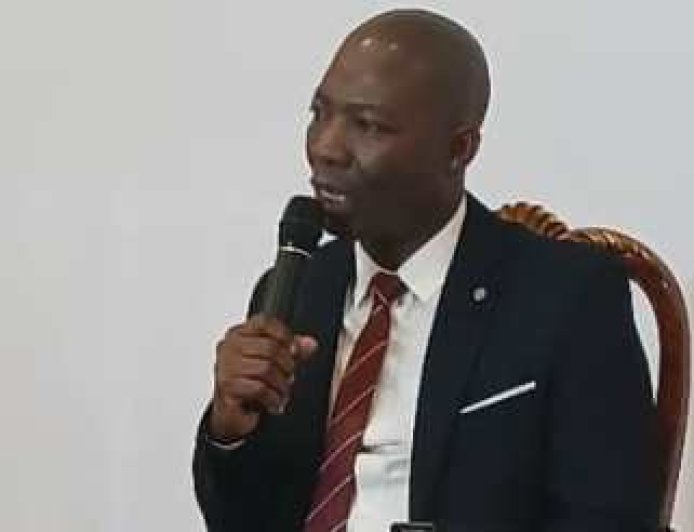 Yamoussoukro accueille le 7ᵉ numéro du Café de l’UJB autour de l’or, de l’environnement et de l’emploi des jeunes