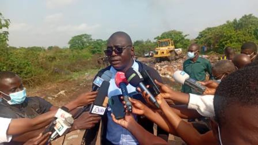 Bouaké : Environ 30 tonnes de produits prohibés incinérés à la décharge communale