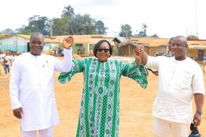 Législatives 2025 à Taï : Anne Désirée Ouloto mobilise les populations autour d’Hippolyte Bayala