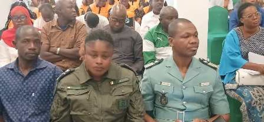 Yamoussoukro accueille le 7ᵉ numéro du Café de l’UJB autour de l’or, de l’environnement et de l’emploi des jeunes