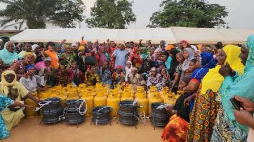Anyama / Législatives 2025 : Amidou Sylla soutenu par les femmes du quartier Palmeraie