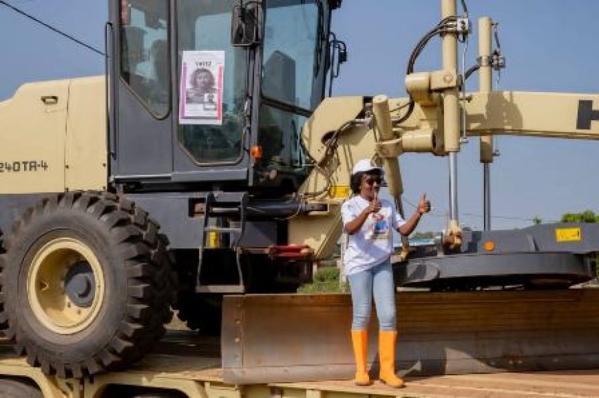 Scandale à Diabo : Une candidate RHDP ‘’déguisée’’ en indépendante parade en engin militaire pour défier le ministre Assahoré