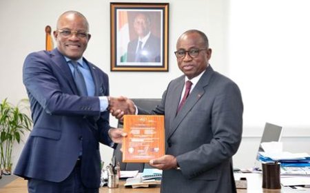 METFPA : Le Ministre N’Guessan KOFFI reçoit la Certification ISO 9001-Version 20	2015 du FDFP