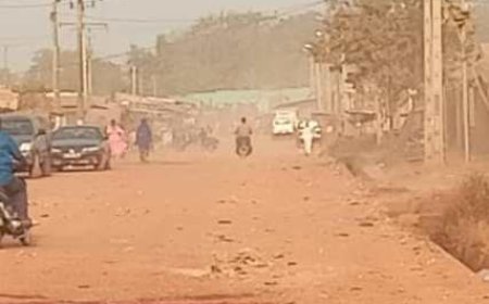 Soubré sous la poussière : Quand la dégradation des voies met en péril la santé des populations