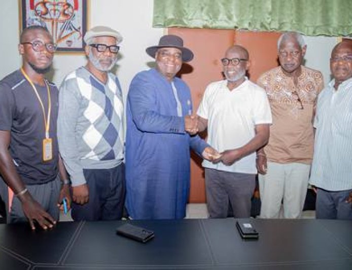 Dabou : La Mairie renouvelle sa subvention au club OMNESS, un engagement fort pour la jeunesse