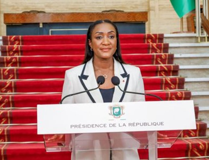 Nouveau gouvernement : 34 ministres nommés, dont un Vice-Premier ministre et quatre ministres délégués