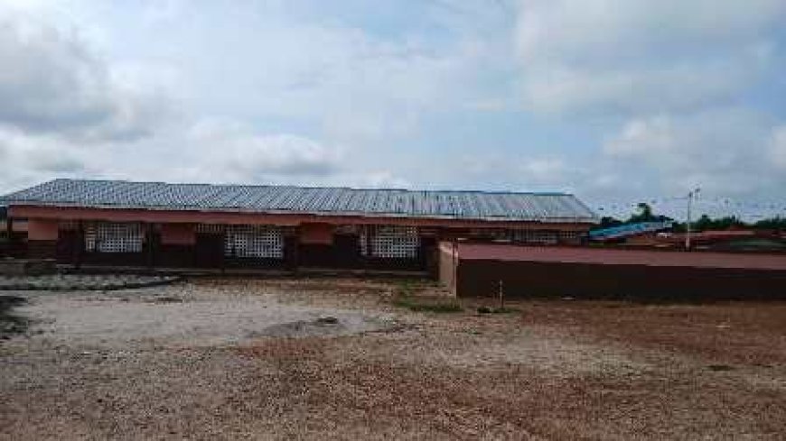 Ouragahio : Le BNETD-CI dote l’EPP Ouragahio Municipalité de nouvelles salles de classe et de latrines modernes
