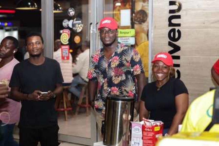 Yango  Food célèbre les fêtes de fin d'année avec ses coursiers partenaires