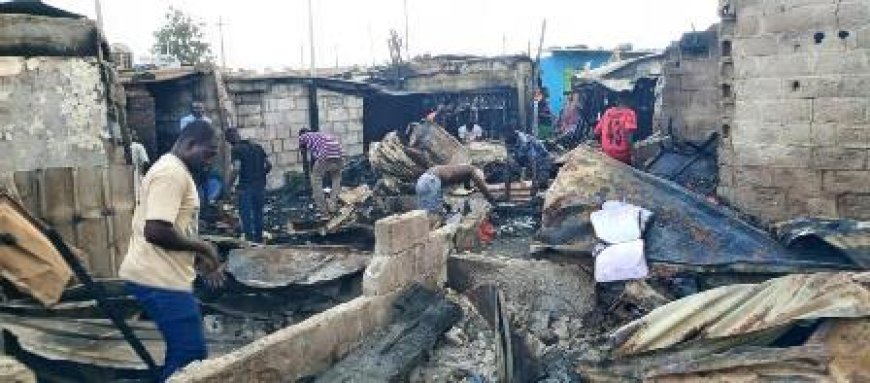 Incendie ravageur à Vridi Canal : Une trentaine de maisons réduites en cendres dans la nuit
