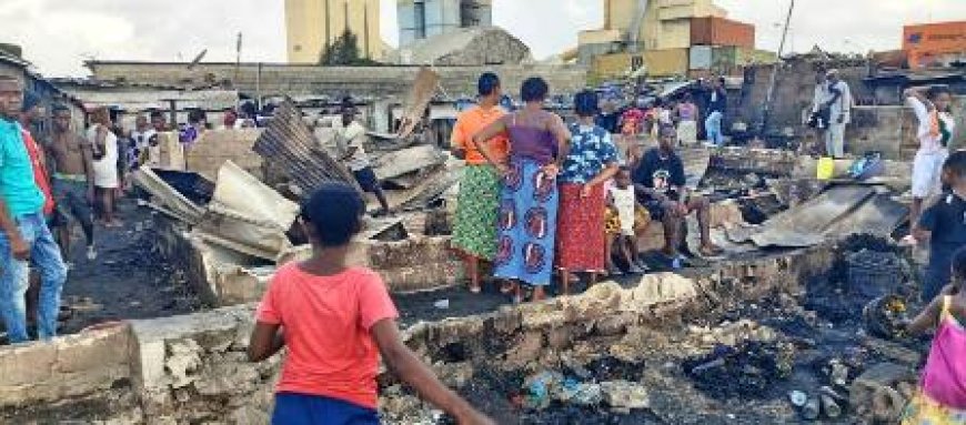 Incendie ravageur à Vridi Canal : Une trentaine de maisons réduites en cendres dans la nuit