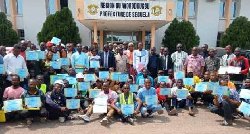 Séguéla : Des acteurs des petits métiers reçoivent leurs certificats de qualification