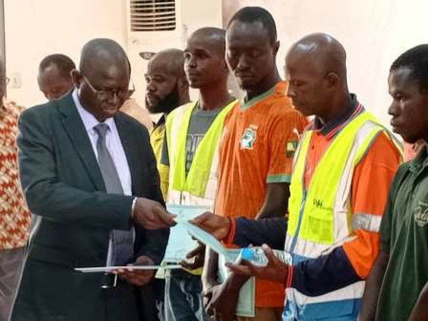 Séguéla : Des acteurs des petits métiers reçoivent leurs certificats de qualification