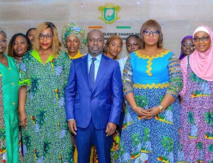 Le ministre Jean-Louis Moulot échange avec le réseau REDICI