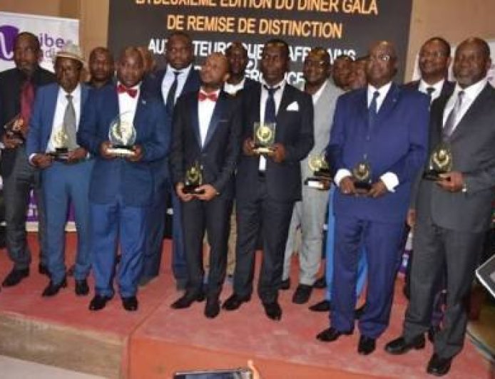 Distinction : Kouakou Anzoua Abissa sacré Meilleur Manager du secteur Banques et Assurances en Côte d'Ivoire