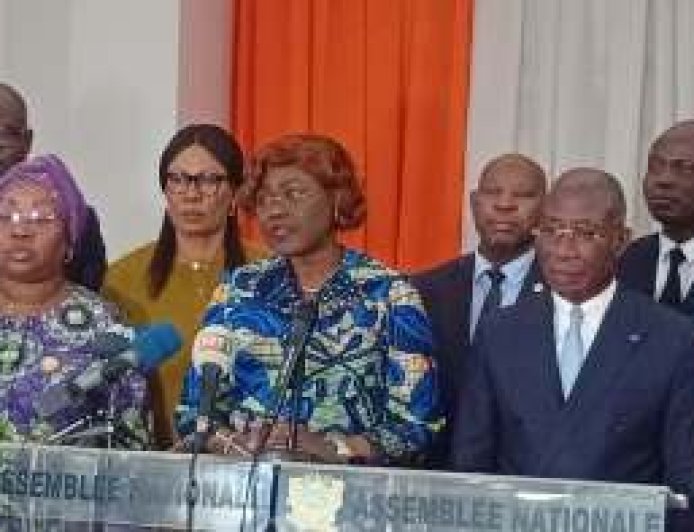 Diplomatie et Développement : Kaba Nialé fait adopter deux projets de loi stratégiques au Parlement