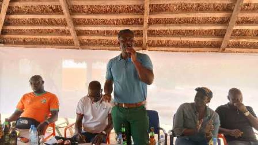 Yoro Alain Michel offre pour 3 millions FCFA de vivres et non-vivres aux délégations du Grand Ouragahio