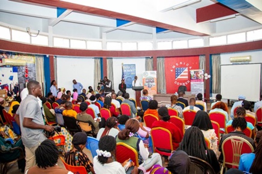 Bouaké : Plus de 100 jeunes initiés aux techniques du journalisme