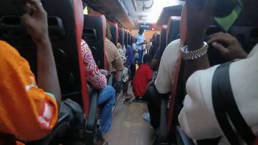 Inconfort et insécurité : Les voyageurs de la ligne Abidjan-Ouragahio réclament de l'ordre à bord