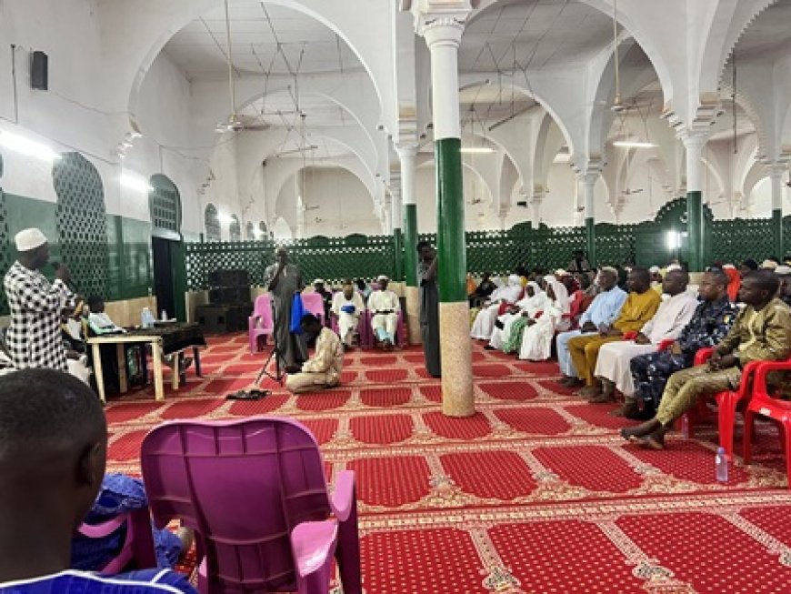 Nuit du destin : Une ferveur spirituelle intense dans les mosquées