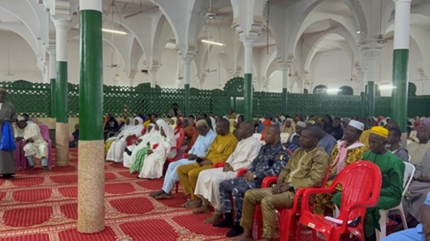 Nuit du destin : Une ferveur spirituelle intense dans les mosquées