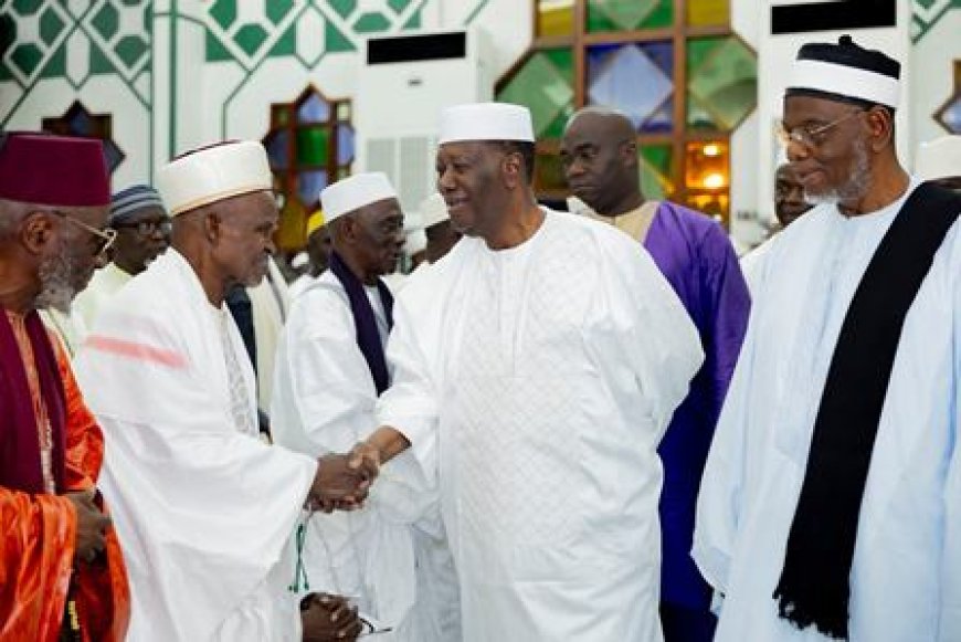 Nuit du Destin : Alassane Ouattara prie pour la paix et la prospérité de la Côte d’Ivoire