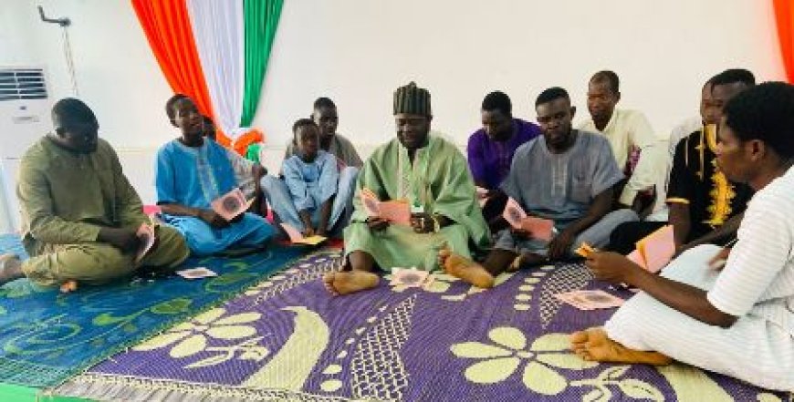 Bouaké : Le COMADE-ADO offre plus de 500 kits alimentaires et prie pour le Président Alassane Ouattara