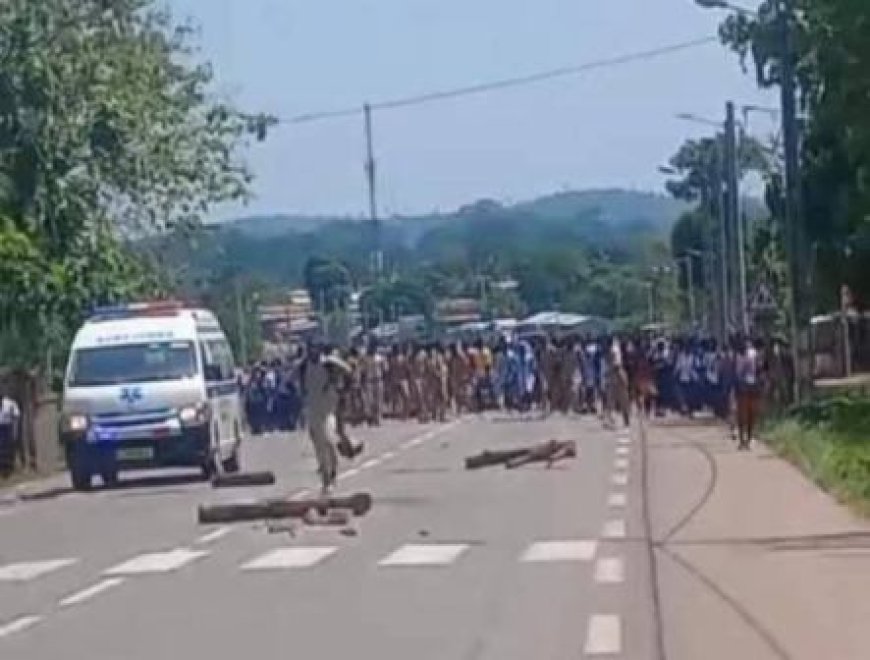 Tragédie à Gouméré : Deux élèves fauchés par un véhicule