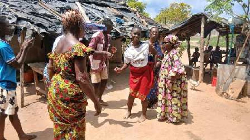 Résilience et tradition à Gbetro : Une cérémonie collective pour refermer le livre de la douleur