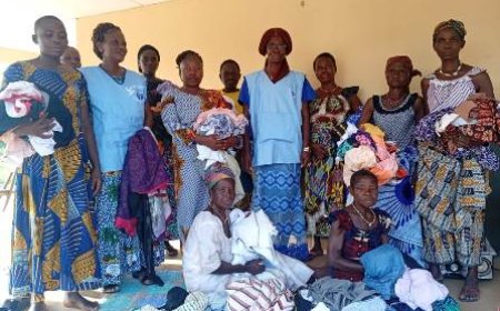 Pétenou : Une ONG apporte du réconfort aux veuves à l’occasion de Pâques