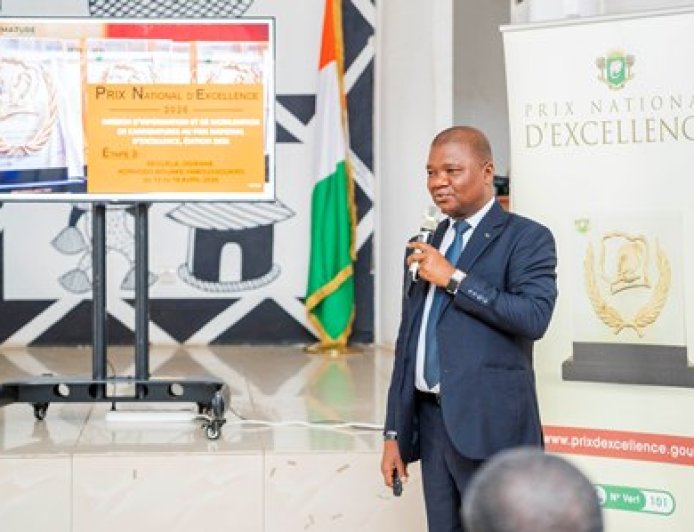 Korhogo : le Prix National d’Excellence 2026 en campagne de mobilisation dans le Poro