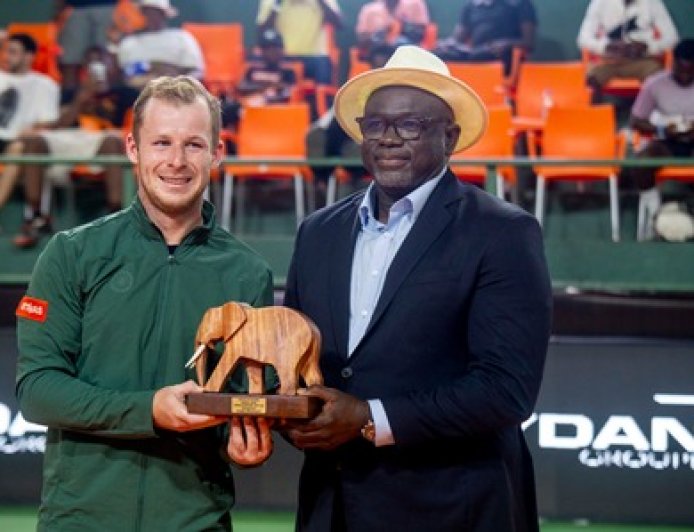 ATP Challenger 50 Open Côte d’Ivoire : Gauthier Onclin décroche son premier titre Challenger