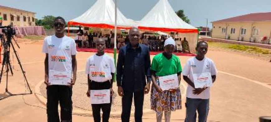 Bouaké / Fin du programme Parcours citoyen : 450 bénéficiaires ont reçu leurs attestations de fin de stage