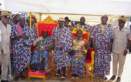 Cérémonie intronisation : Le ministre adje silas metch exhorte le nouveau chef de canton trepoint à prôner la paix et le vivre ensemble
