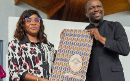 CAFOP Supérieur de Yamoussoukro : Remise de pagnes et polos aux élèves-maîtres
