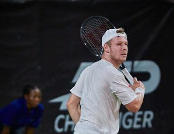ATP Challenger 75 Côte d’Ivoire Open : Eliakim Coulibaly chute en demi-finale, Gauthier Onclin file en finale