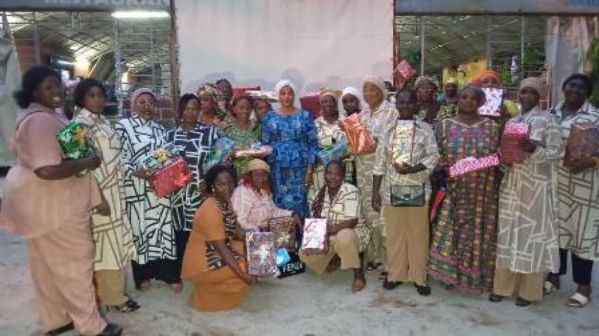 Les femmes de l’association « Femmes Actives » du quartier Nimbo et celles de l’ONG OUKA-DÊMIN ont célébré la fête des Mères dans une ambiance chaleureuse et fraternelle