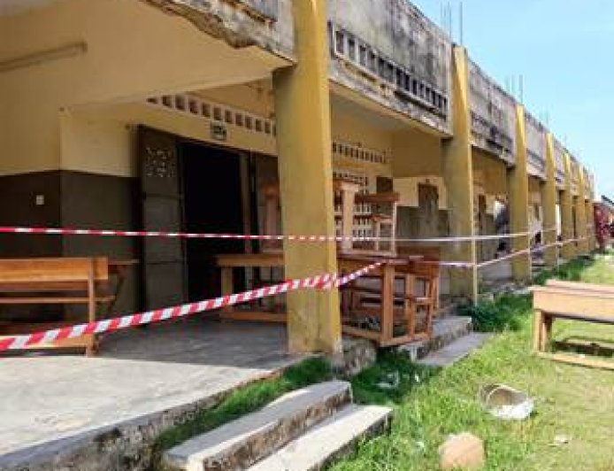 Frayeur au collège Albert Yédé de Gomon : Un bâtiment s’effondre en pleine période scolaire