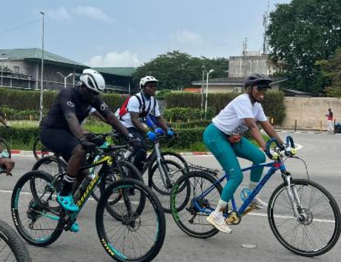 Mobilité verte : Une parade à vélo pour réclamer des pistes cyclables à Abidjan