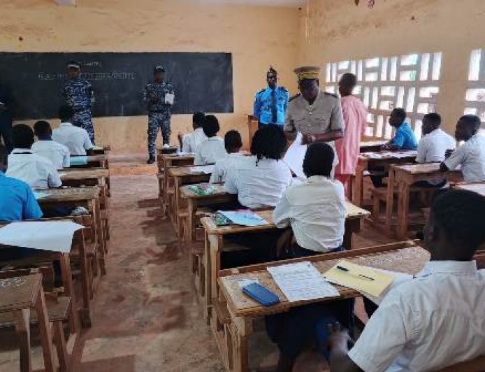 Gagnoa : Une mère et sa fille côte à côte au bac, symbole de persévérance