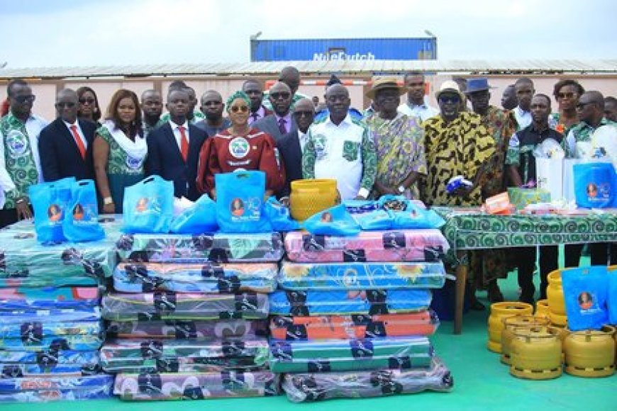 Journée du mérite et de l'excellence : La 30ᵉ promotion du CAFOP d'Abidjan-Anyama baptisée au nom de sa marraine