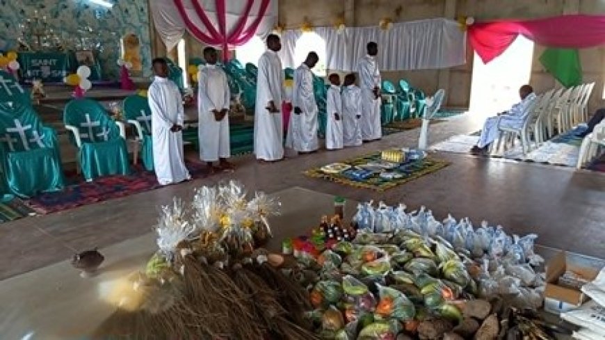 SINÉMATIALI : La moisson juvénile ouvre la saison spirituelle à la Paroisse Sainte Trinité du Christianisme Céleste