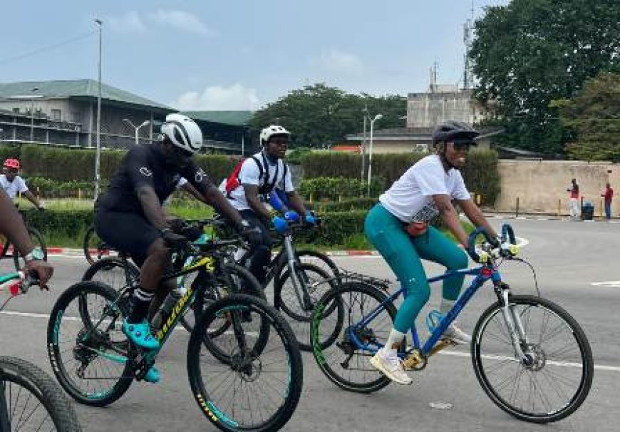 Mobilité verte : Une parade à vélo pour réclamer des pistes cyclables à Abidjan